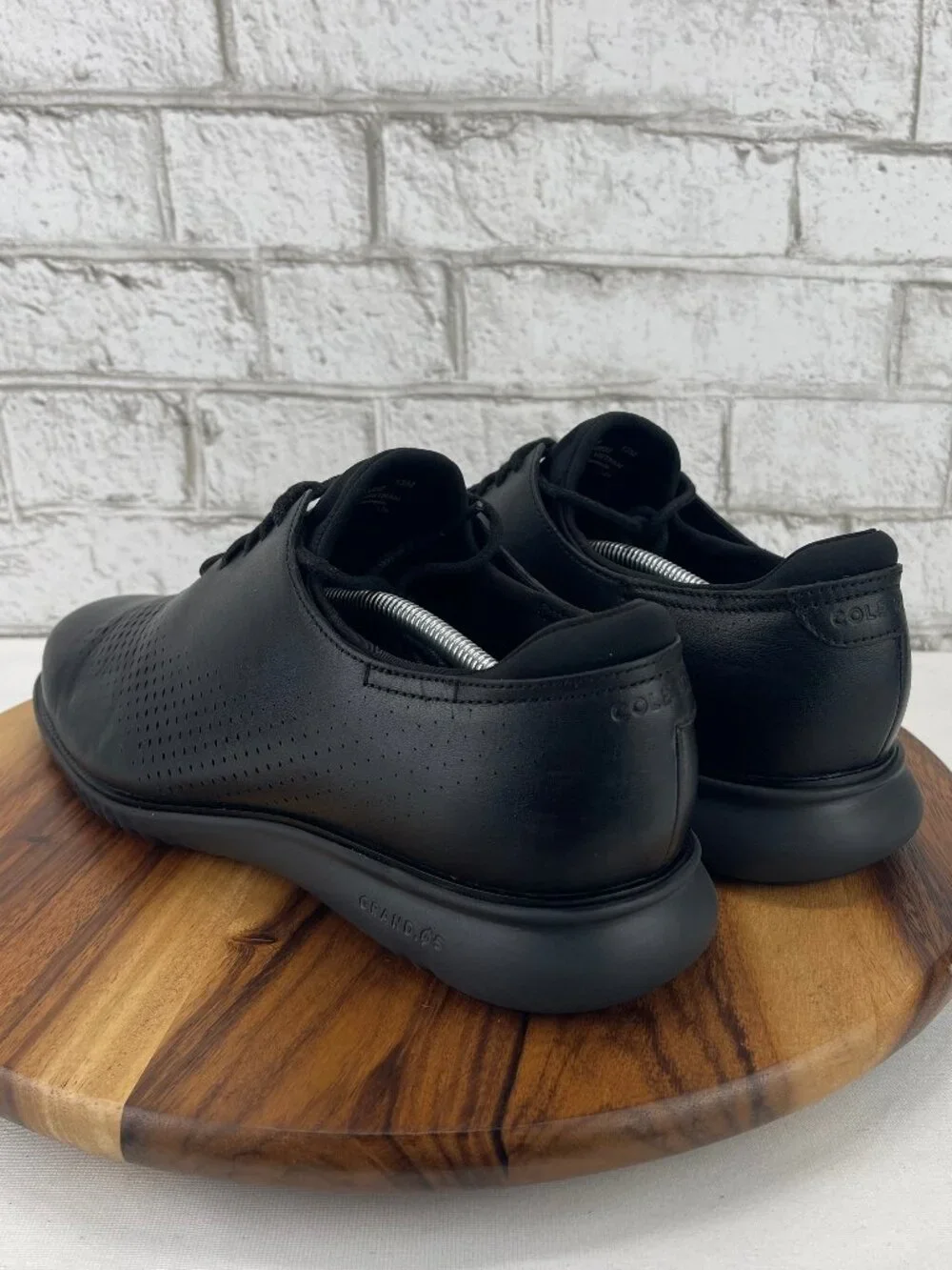 Cole Haan 2.Zerogrand Laser Wingtip Oxford Mens 13 M Black Leather Casual Shoes